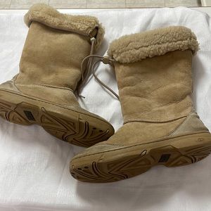 UGG size 10 gentle used